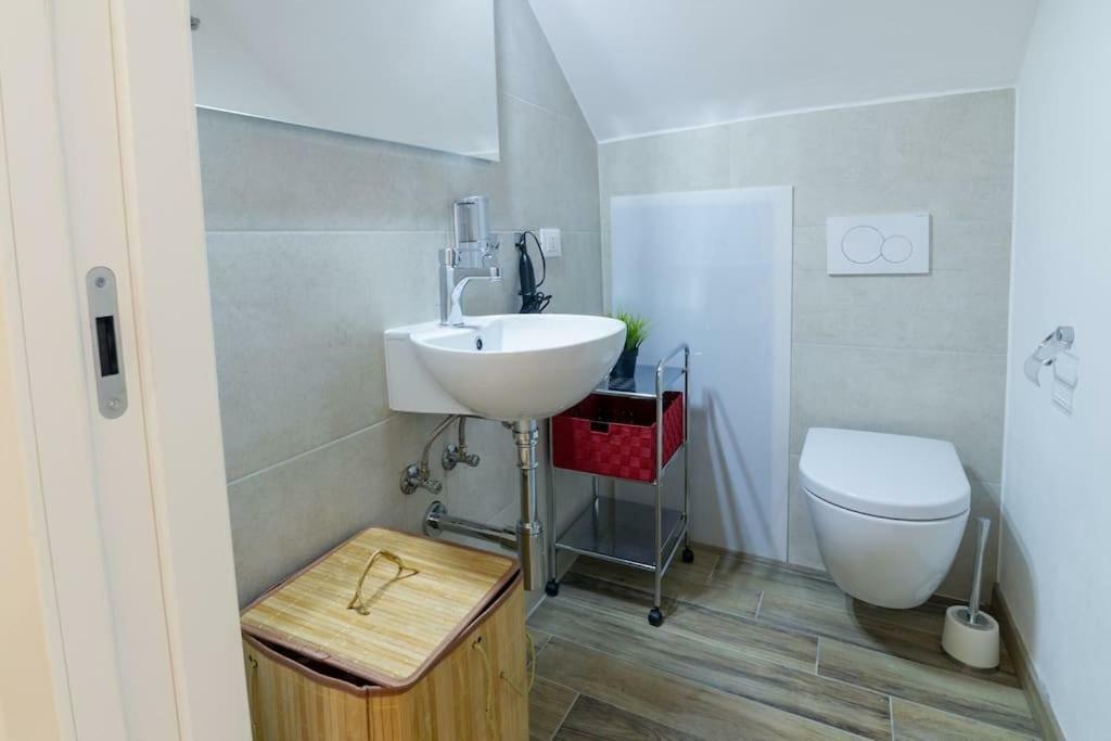 Appartement Miniloft Rosso - Mini-Loft Sanremo Centro. Wifi & Aria Condizionata Extérieur photo